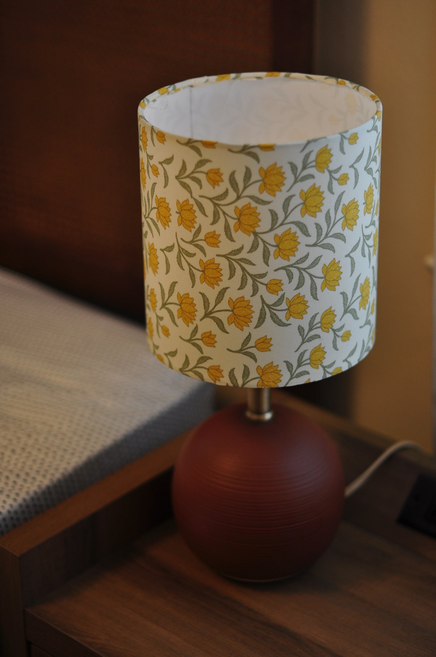 Lemon lotus motifs fabric lampshade with customizable base