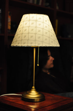 Lattice Embroidery Lamp